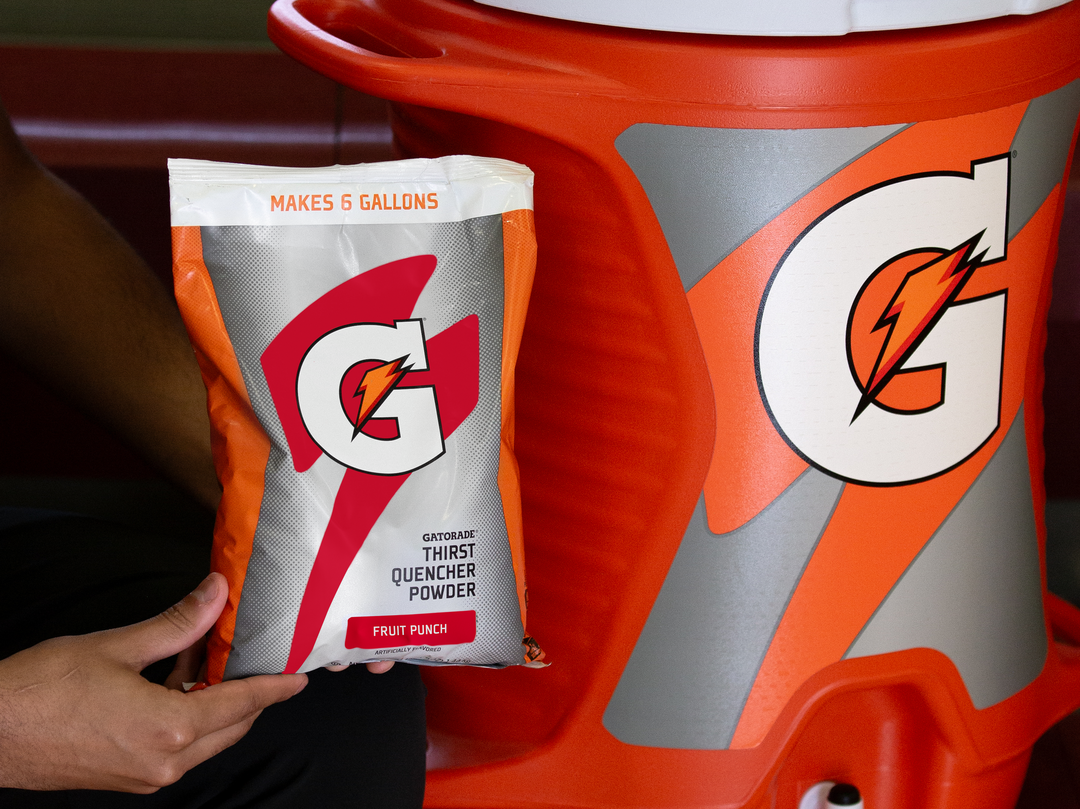 Gatorade Thirst Quencher - Fruit Punch - 6 gal - PDP Detail 3
